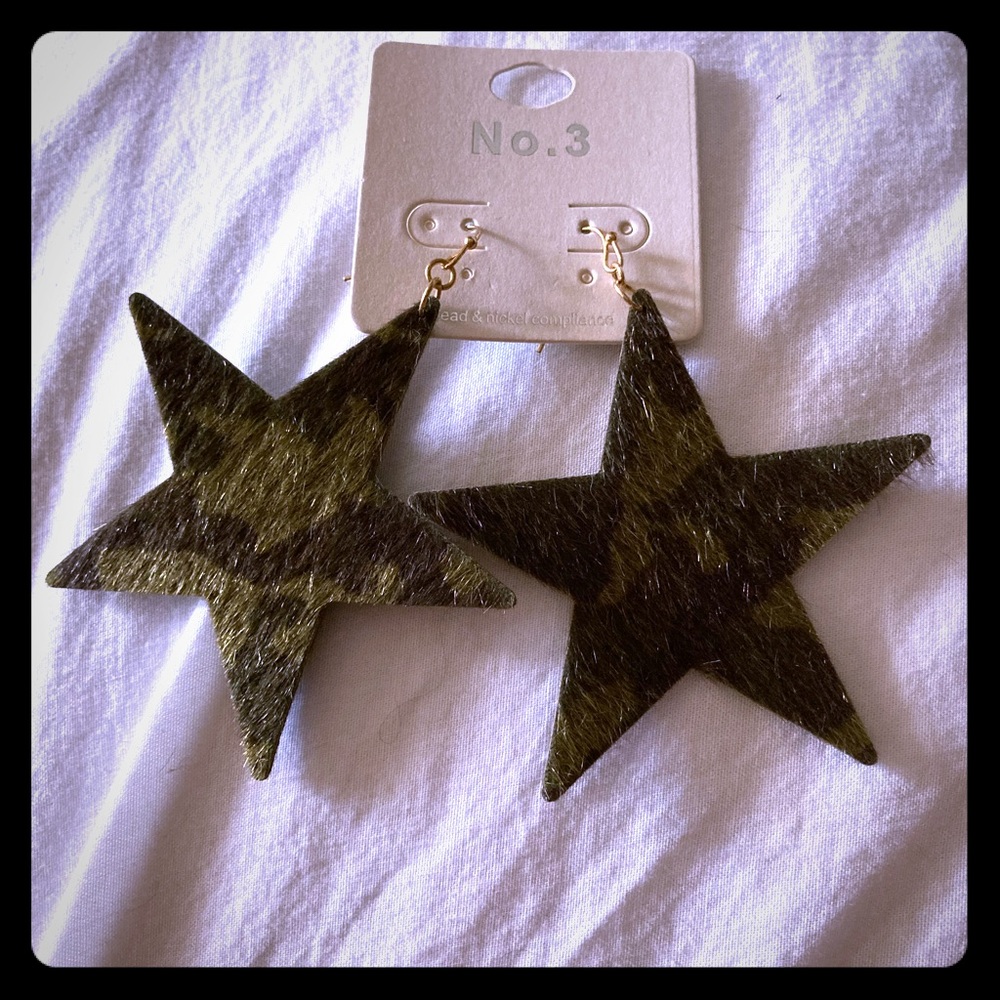 Brand new Camo fur star shaped earrings